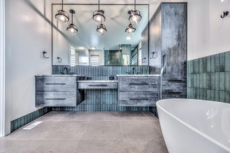 Double vanity